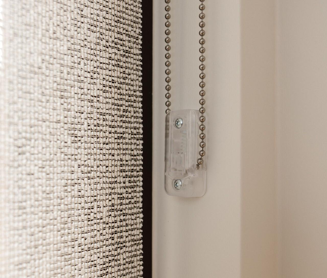 This is "Coulisse Safety tensioners (2)" by Coulisse Official on Vimeo, the home for high quality videos and the people who love them.