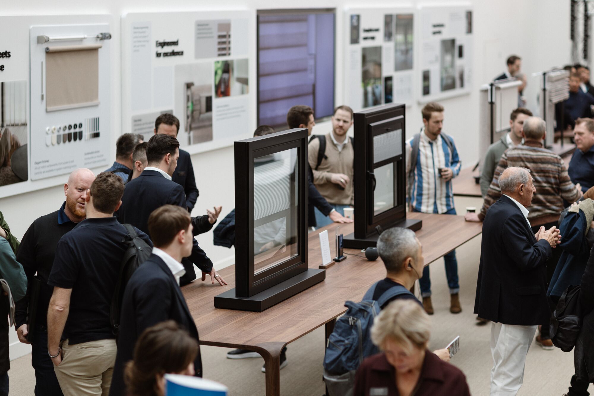 Large web 20240222 COULISSE THEPLACETOBIBI 3 M5 A6571 HR